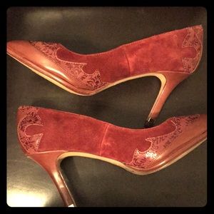 Old Town Road Burgundy Suede & Leather High-Heels